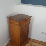 Bedside table