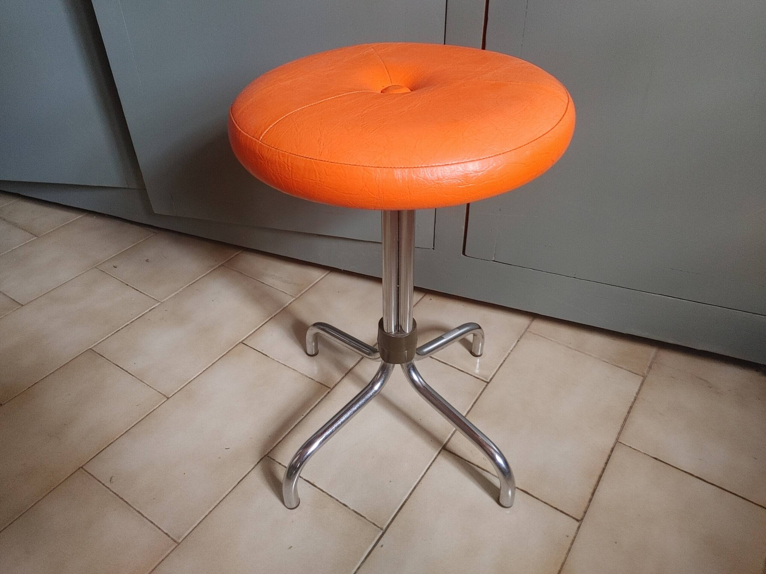 Vintage 70's rotating stool, chrome base, orange imitation leather seat