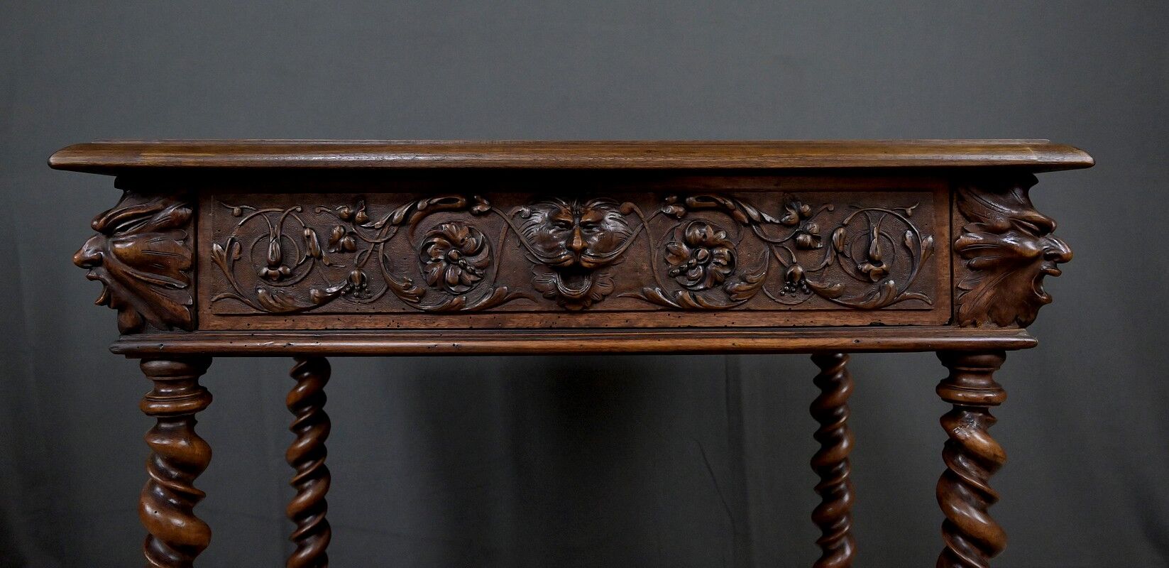 Small walnut desk, Henri II style – late 19th century