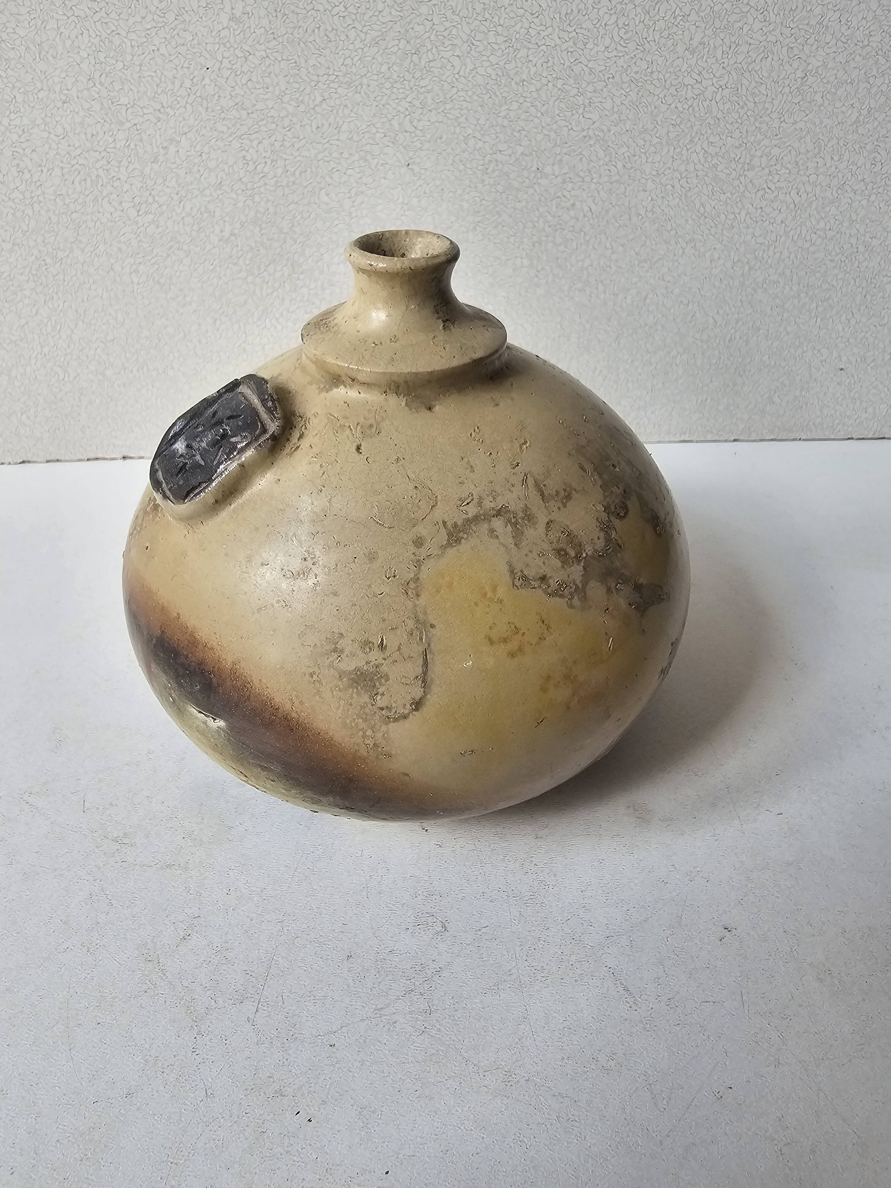 Ceramic soliflore vase in Japonese style
