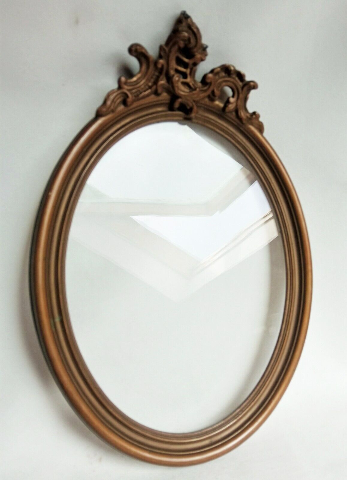 Old oval frame in wood and stucco + old glass glass blown - 27 x 21 cm