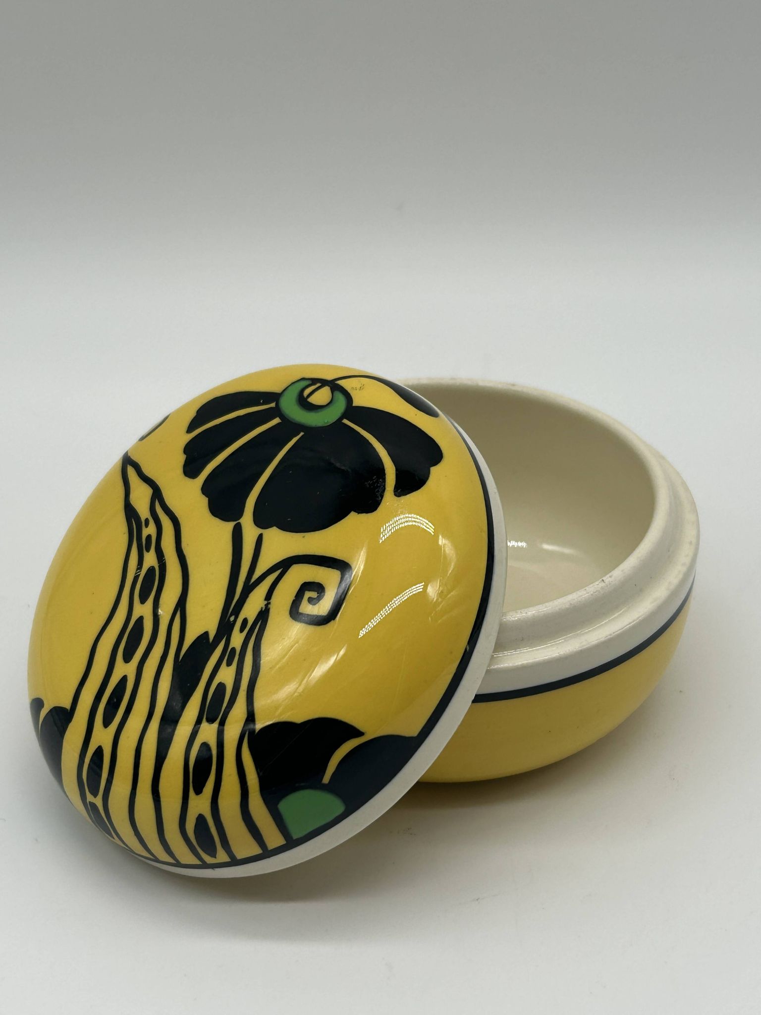 Boîte art deco - boch freres keramis d785