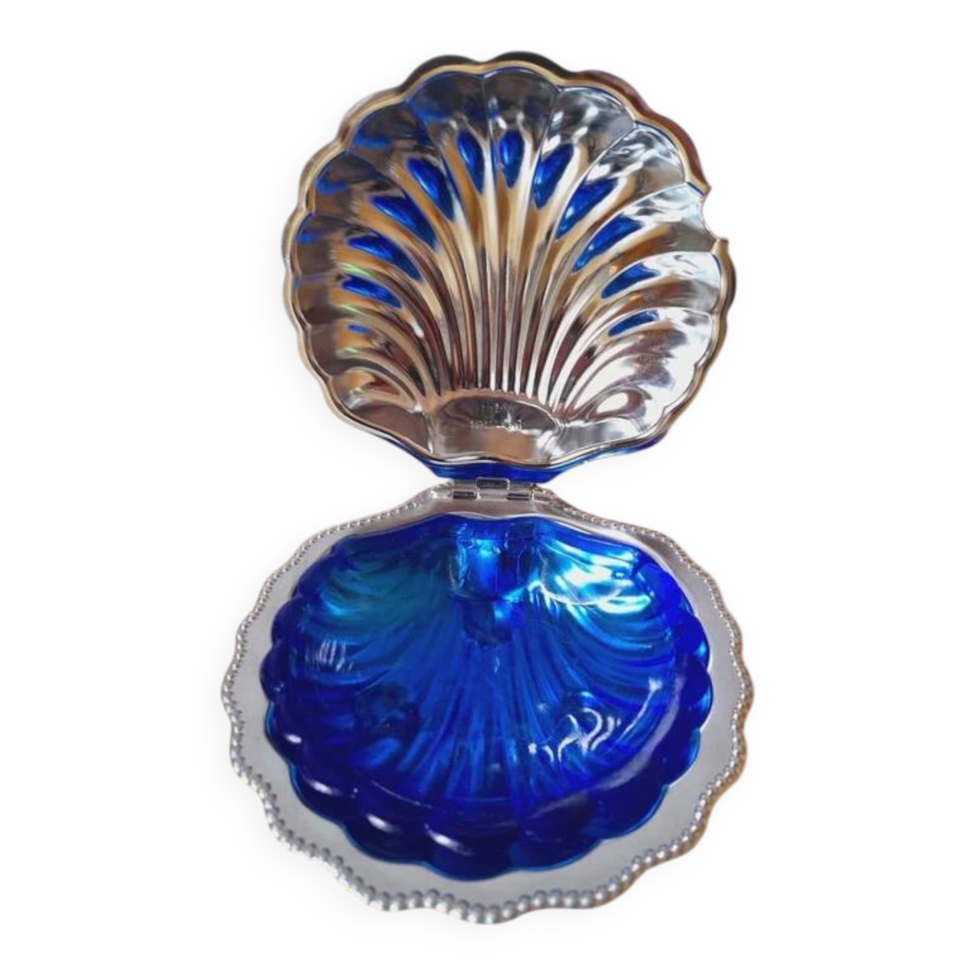 Shell butter dish