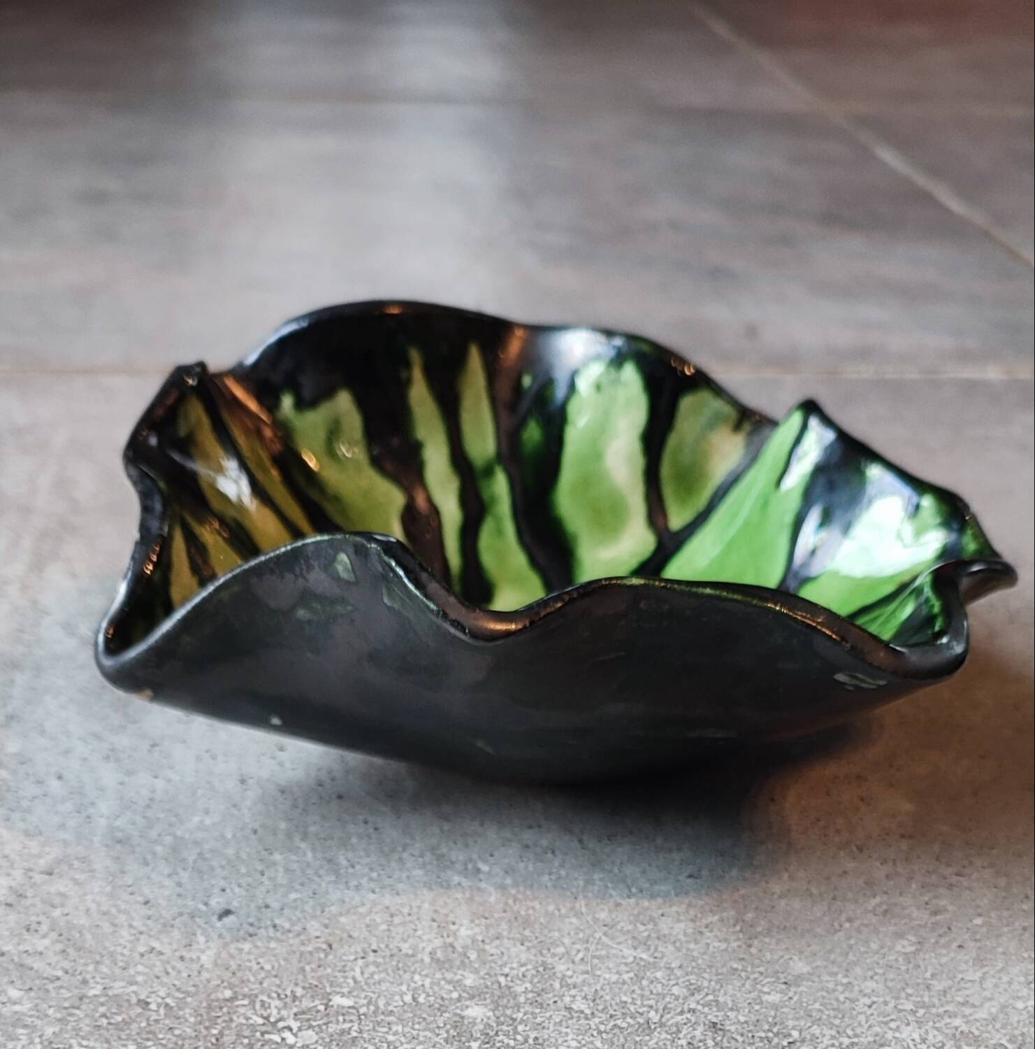 Vintage green ceramic bowl signed PL IV