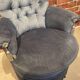 Paire de fauteuils crapaud