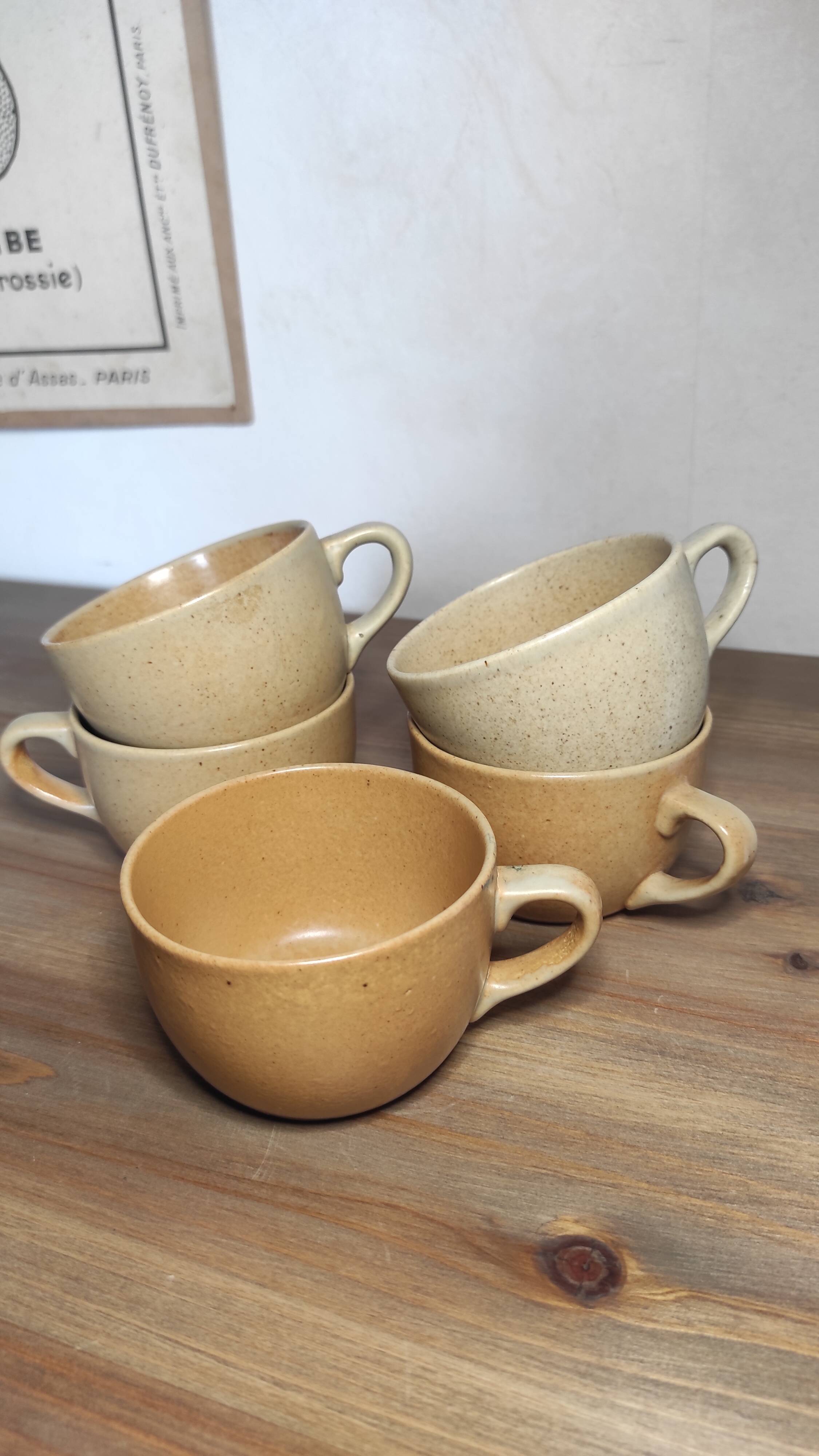 Set of 5 pretty vintage stoneware mugs