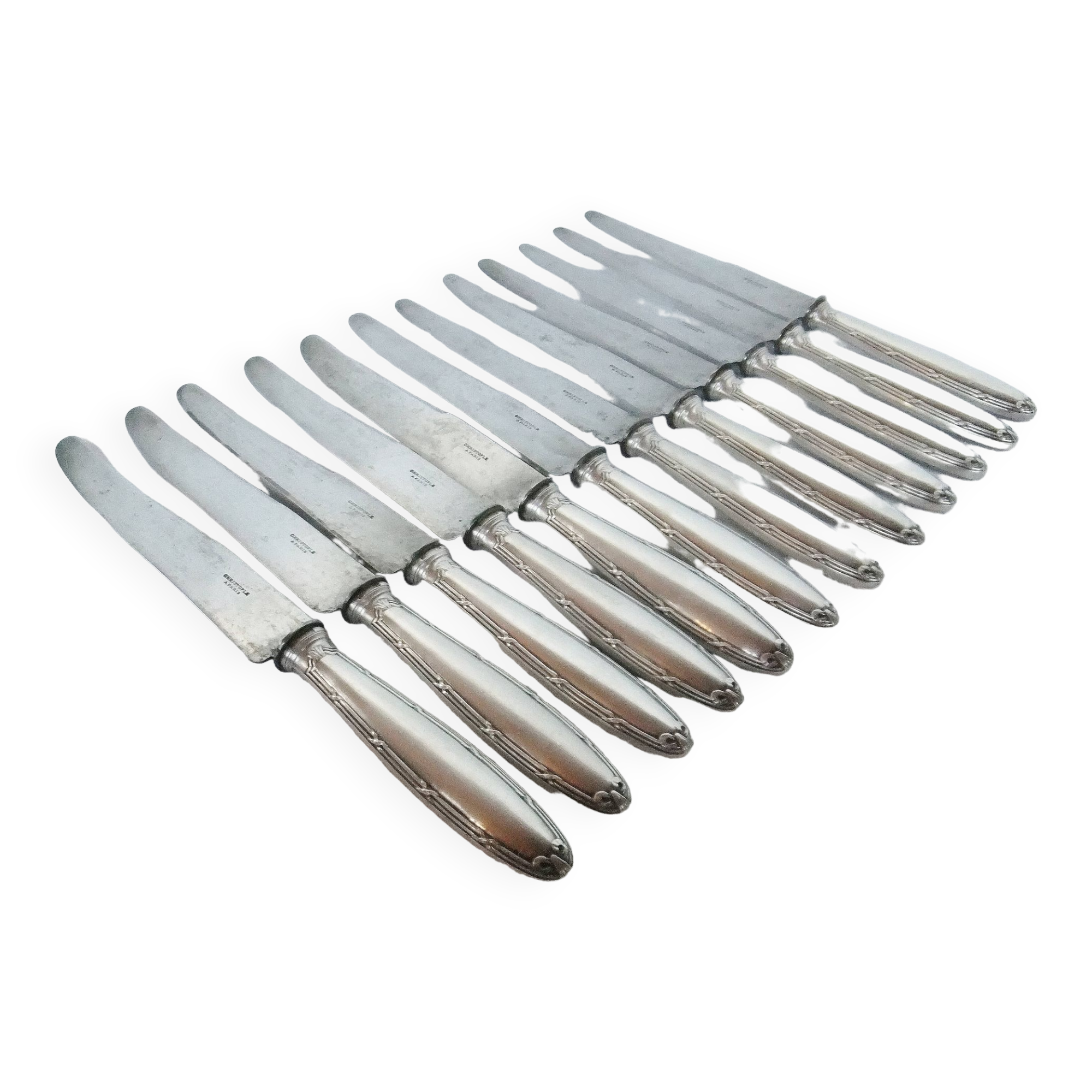 12 Christofle table knives Louis XVI bow ribbon Silver metal punch balance steel blade