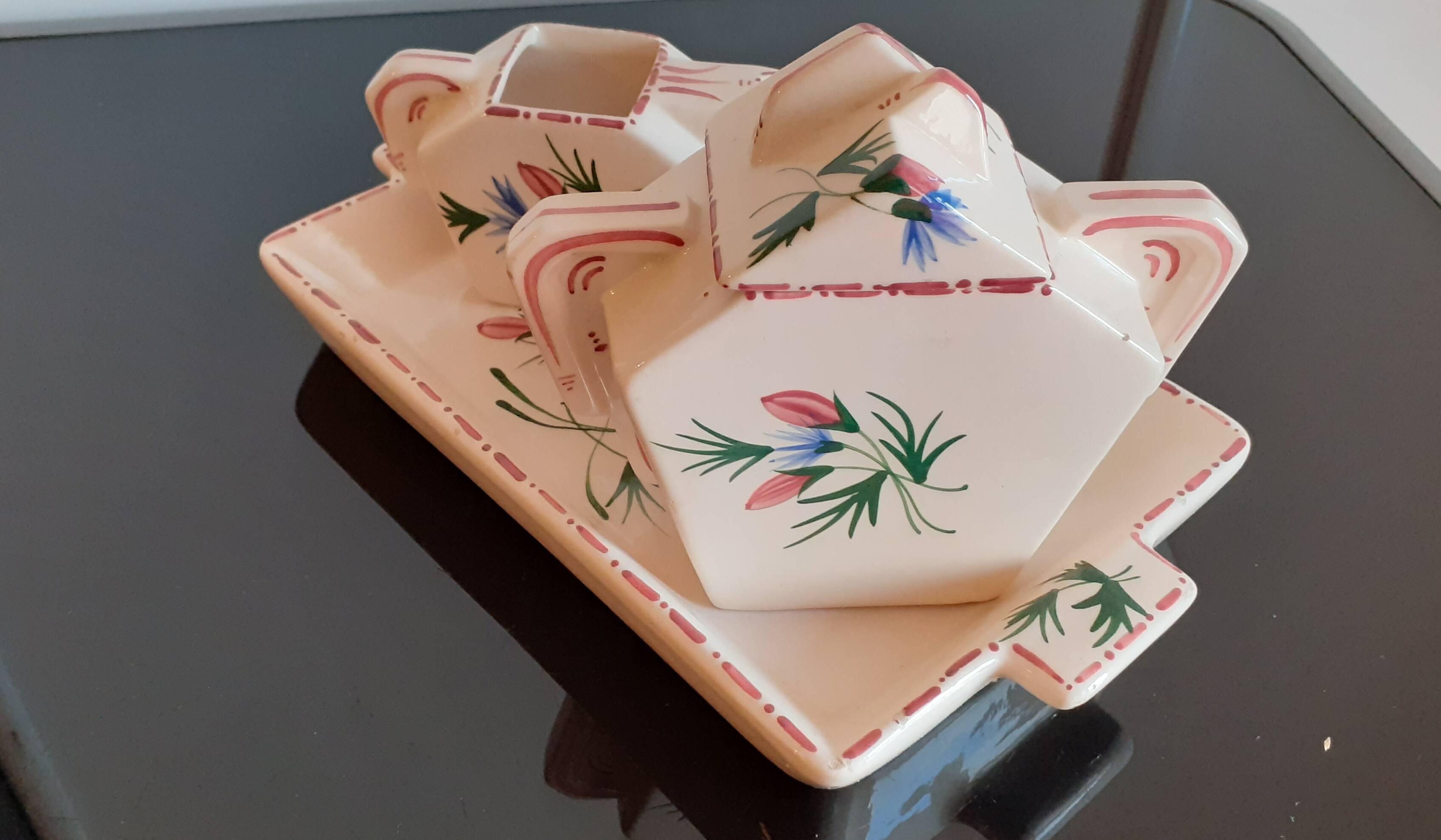 Gabriel FOURMAITRAUX (1886-1984) / 3-piece set / Sugar bowl, creamer and ceramic tray