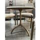 Table en marbre et laiton