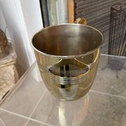 Alpaca champagne bucket from the 1920s with its monopole tongs.