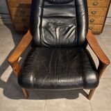 Scandinavian armchair and footrest in teak and leather 1960