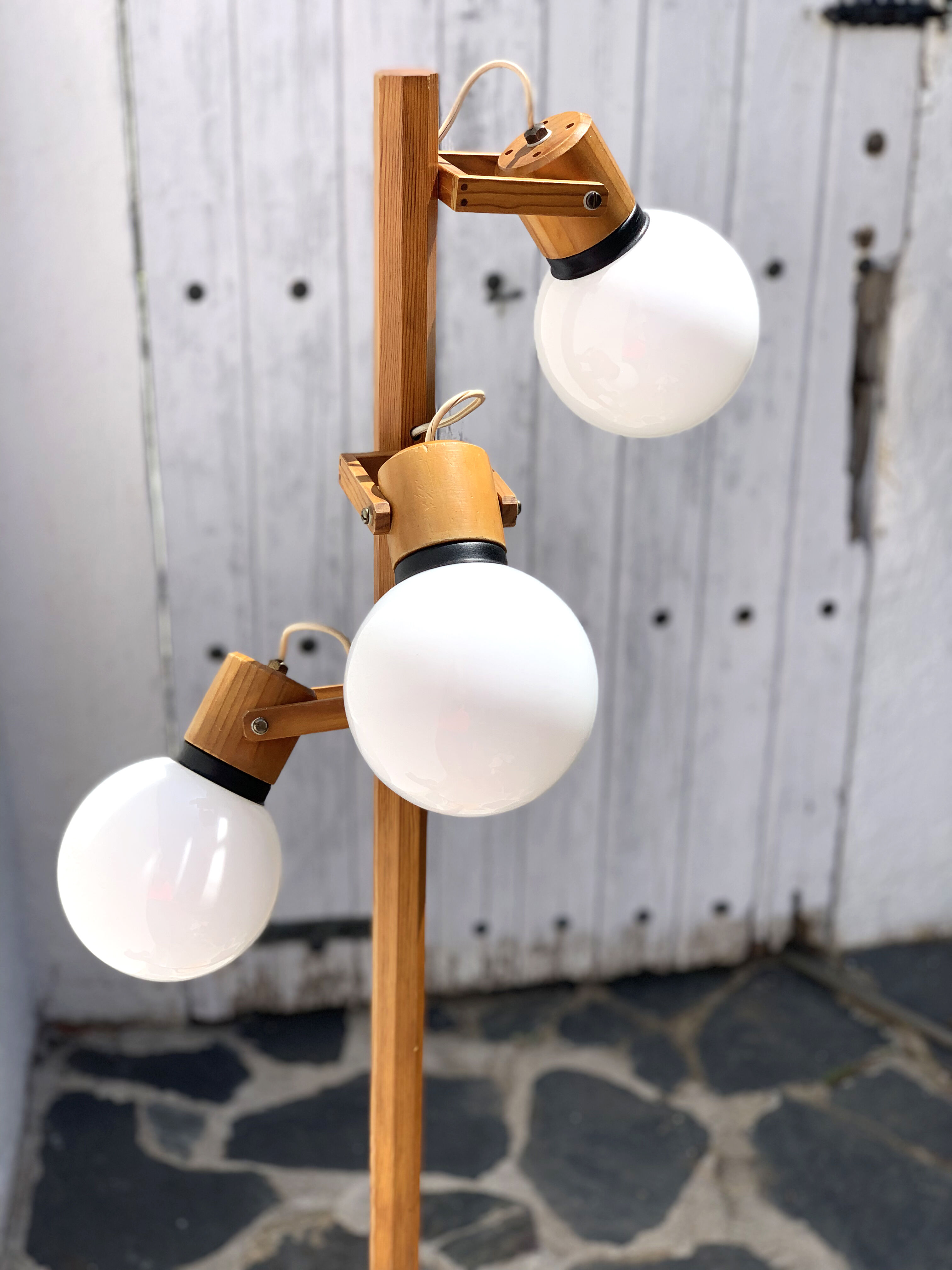 Wooden floor lamp from the 70s