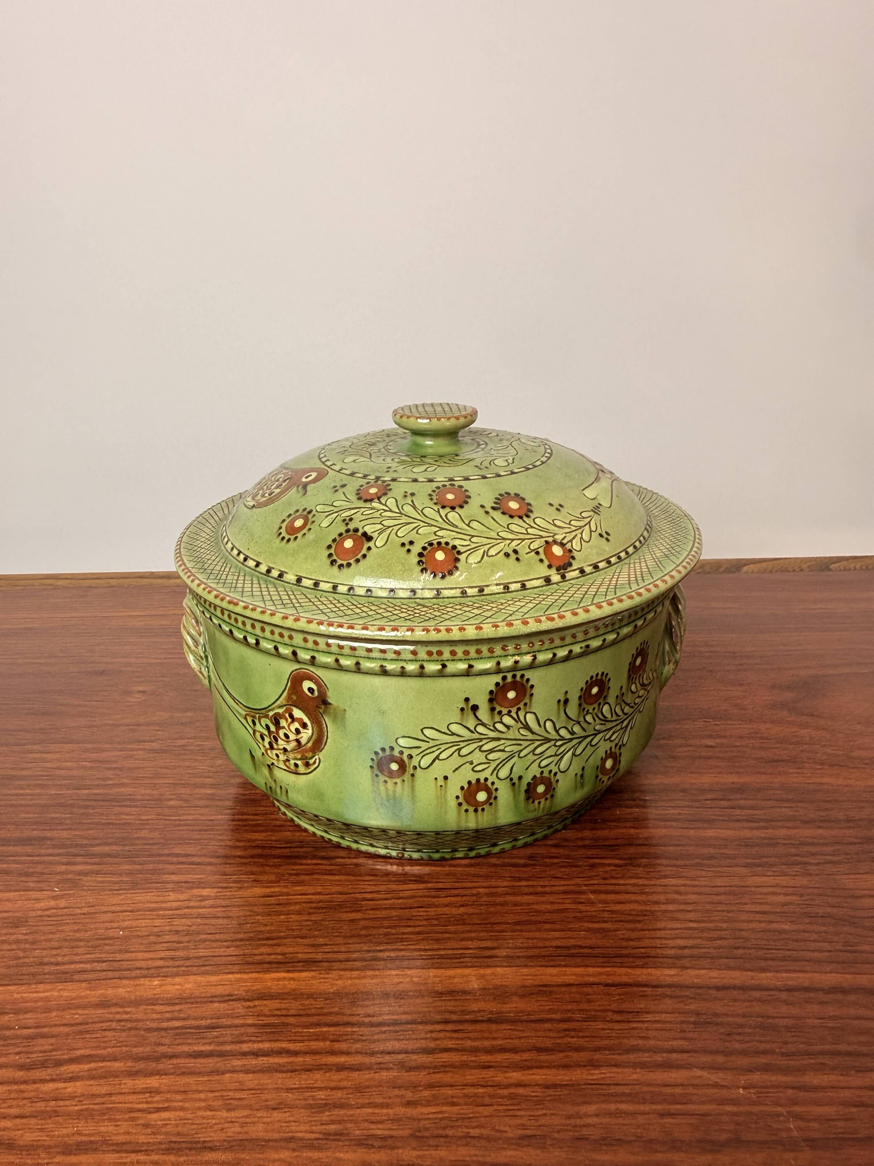 Vintage soup tureen in pottery by J.C. Hermann from Évires – bird decoration