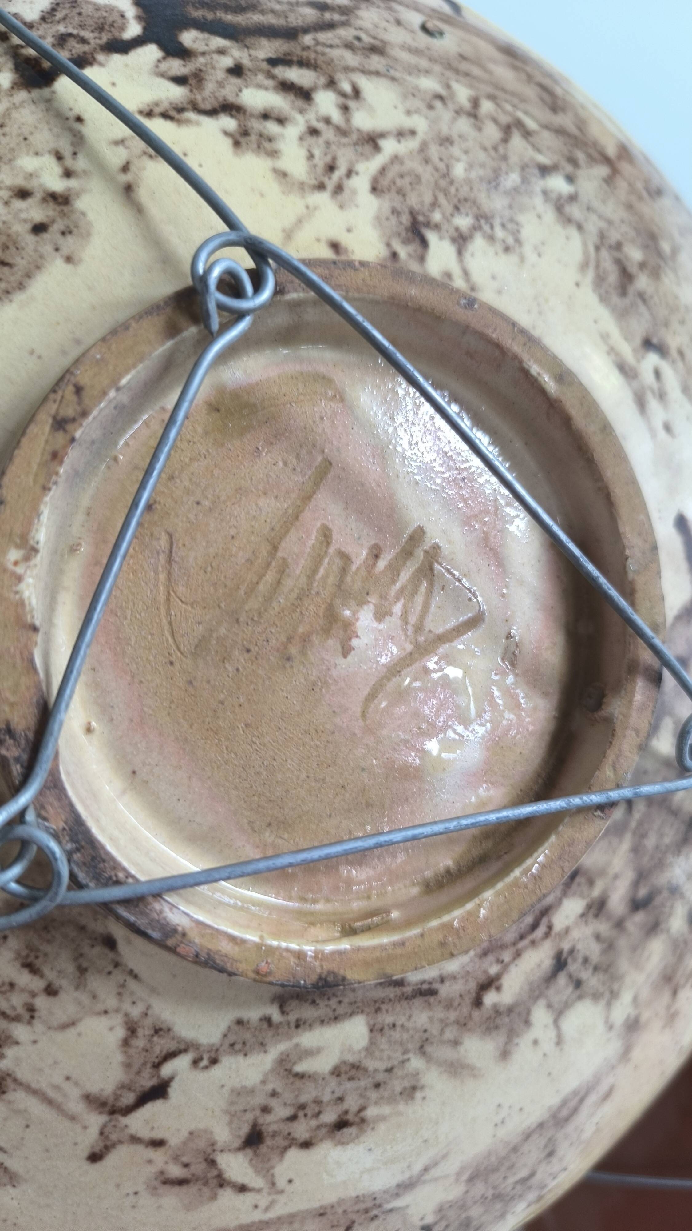 Pair of Salamo la Bisbal hollow dishes