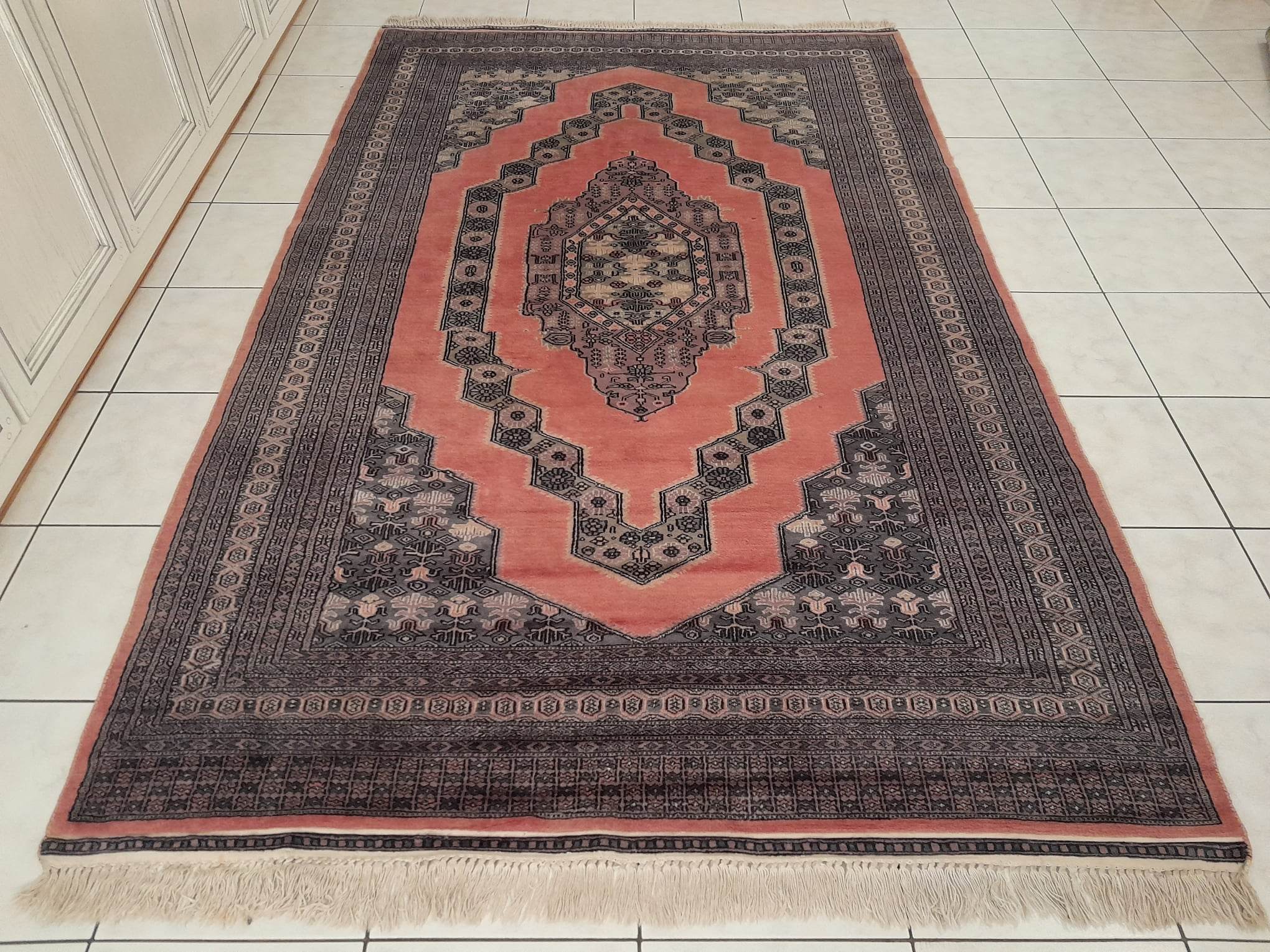 Karachi rug 258x161cm