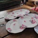 7 assiettes à dessert MBS France – décor de cyclamens roses, liseré ar