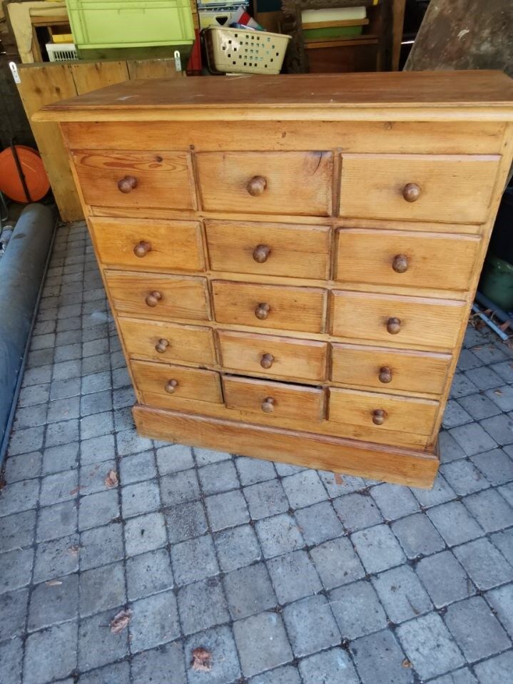 Pine furniture, 15 drawers