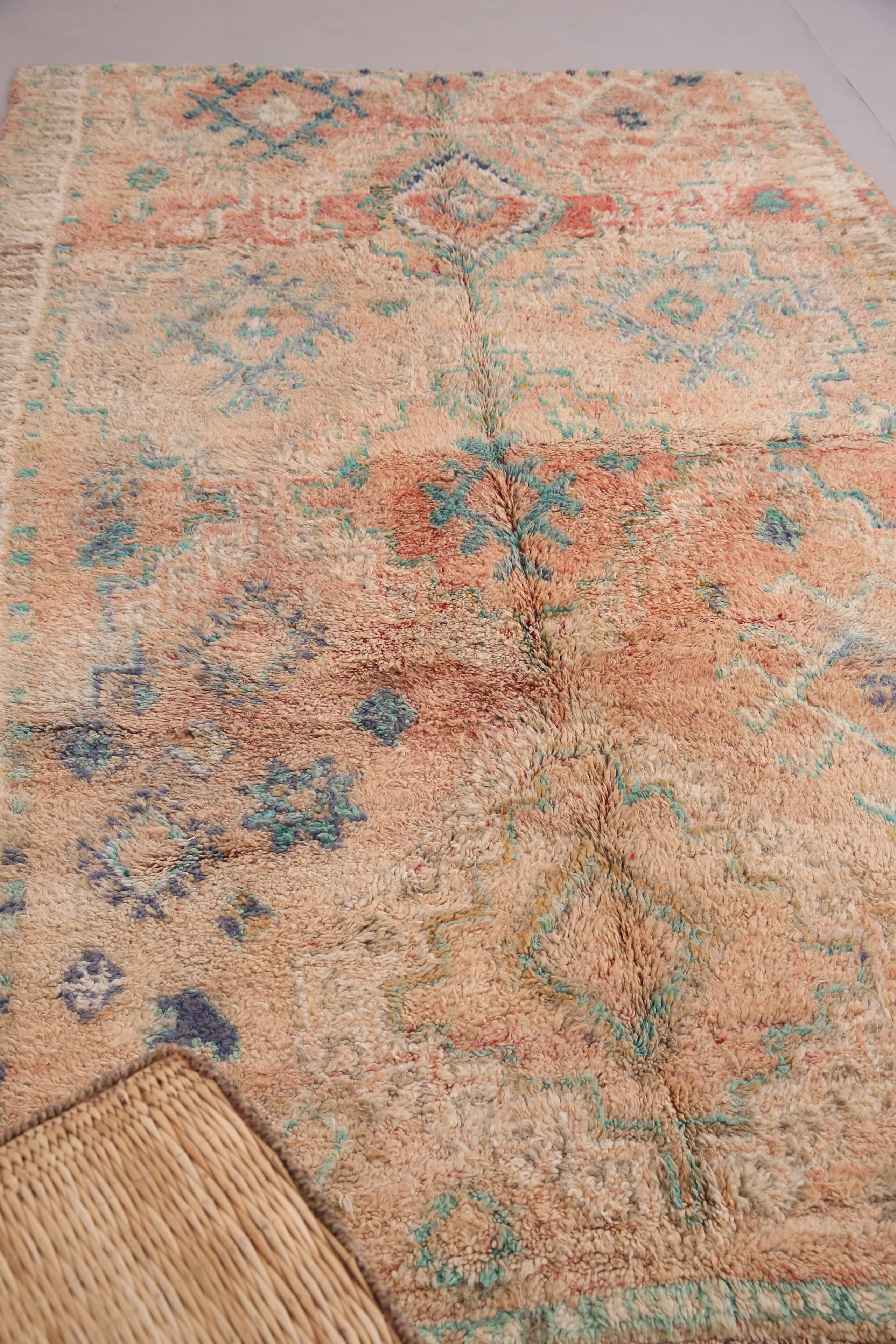 Peach Vintage Moroccan Rug 178 x 271 cm - Berber Wool Rug - Handmade Rug