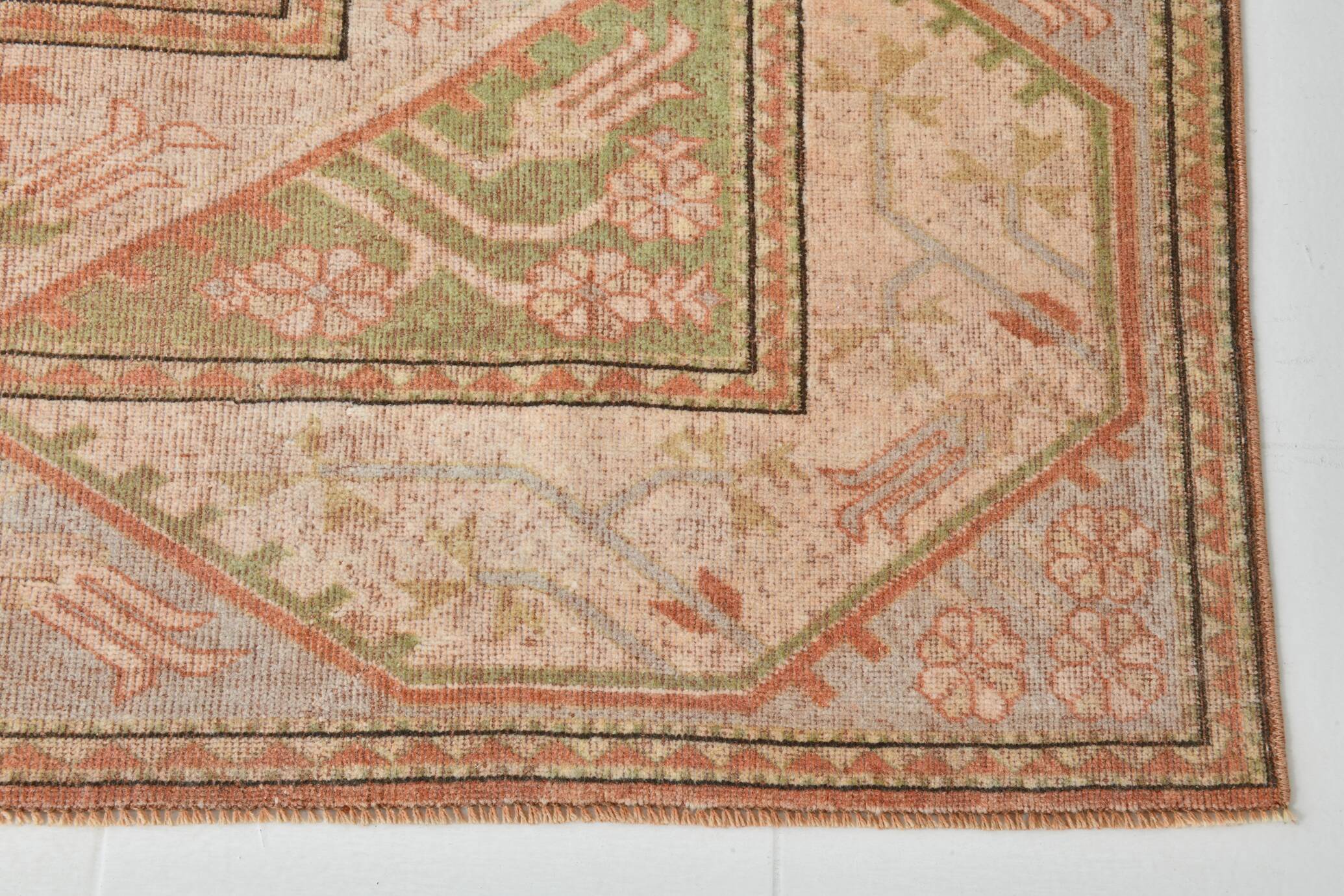 Tapis persan crème pêche 6x9, 195x275 cm