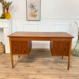 Scandinavian desk