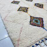 Moroccan rug in natural wool 250cm x 150cm