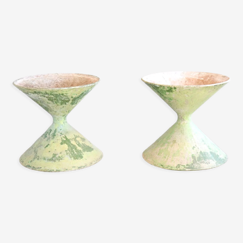 Pair of Eternit planters Diabolo design Anton Bee assisté de Guhl, Eternit