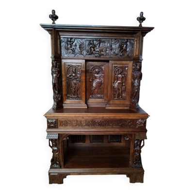 Buffet 2 corps sculpté du XVI ème siècle