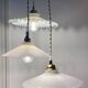Suspension triple abat-jour vintage en opaline blanche