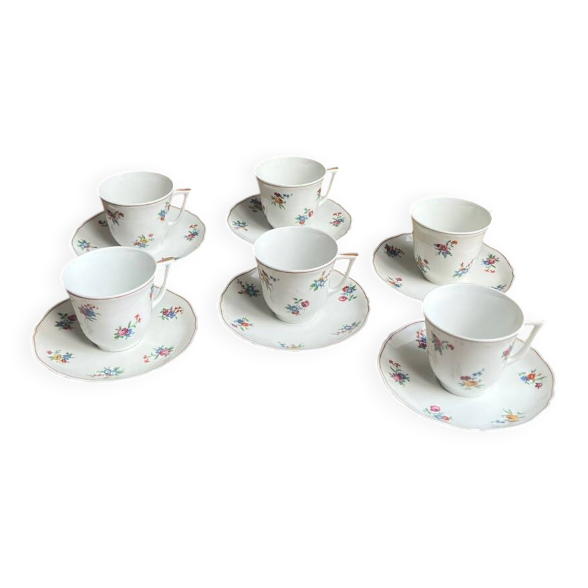 Service ancien à café/thé – tasses et soucoupes en porcelaine de Limoges.