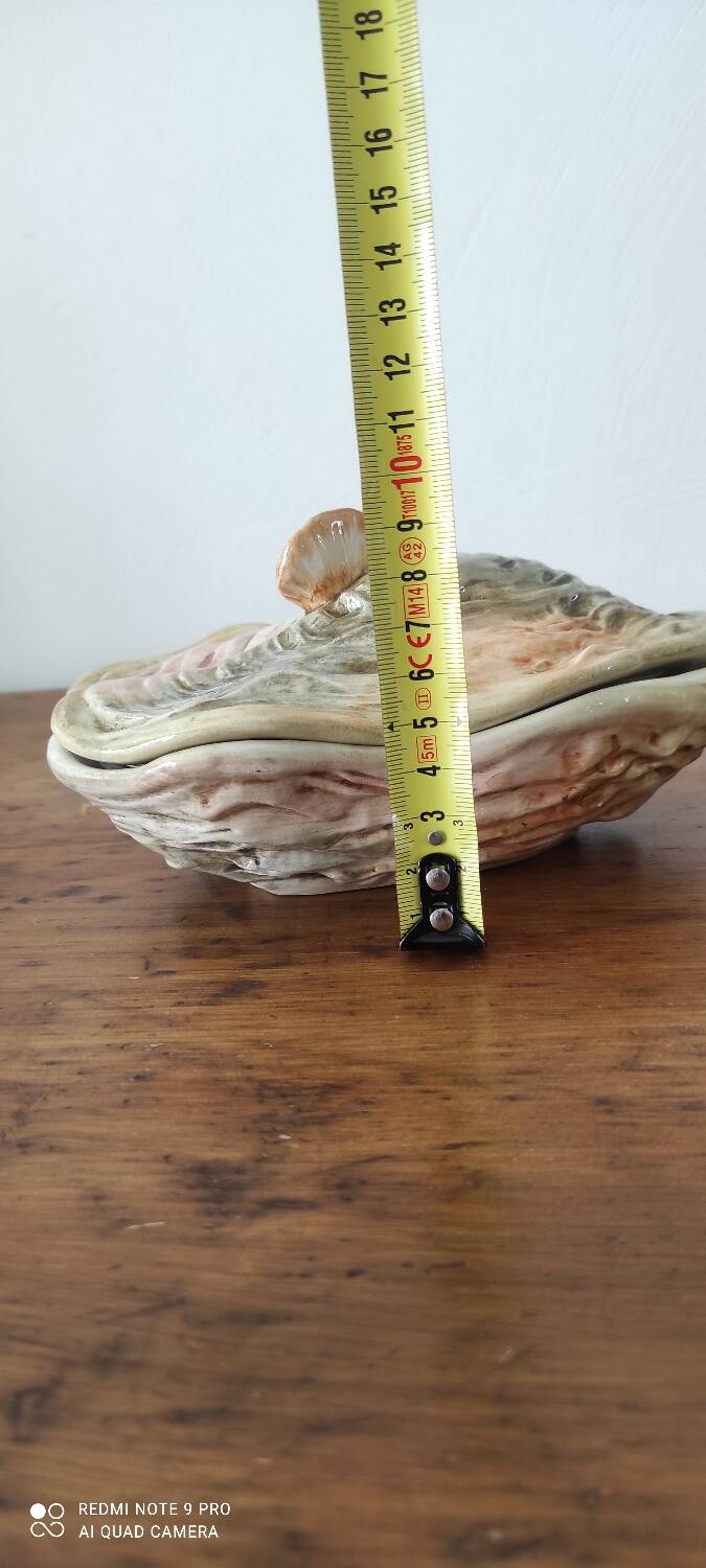 Oyster Barbotine Sauceboat