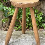Brutalist tripod stool in solid elm from 1950.