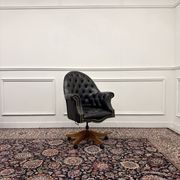 Classic English Chesterfield Desk Chair Black