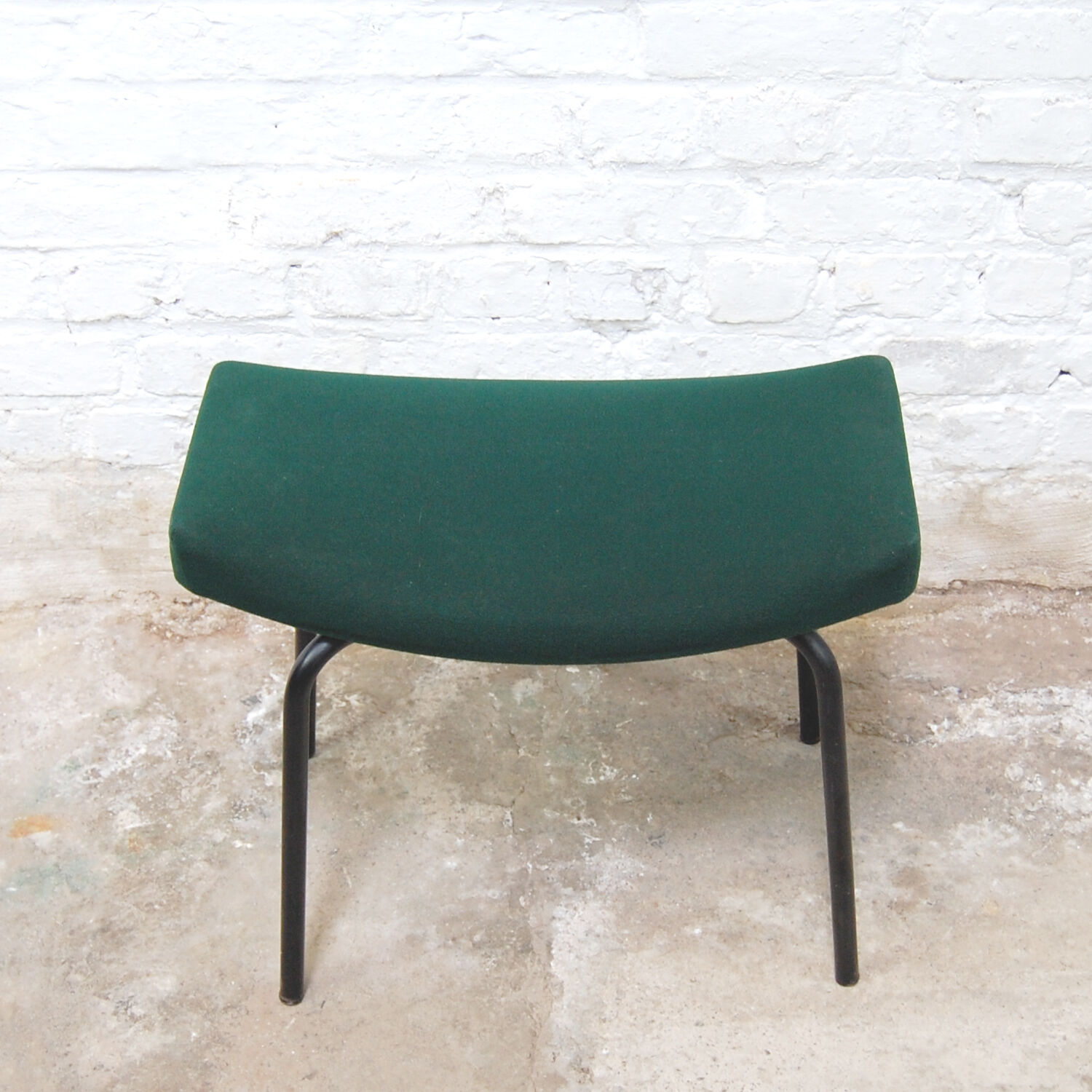Footrest model "Bull" by Pierre Guariche for Meurop