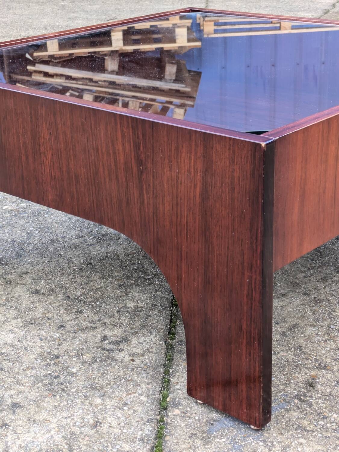 Vintage rosewood and glass coffee table by Claudio Salocchi, "Oriolo" model