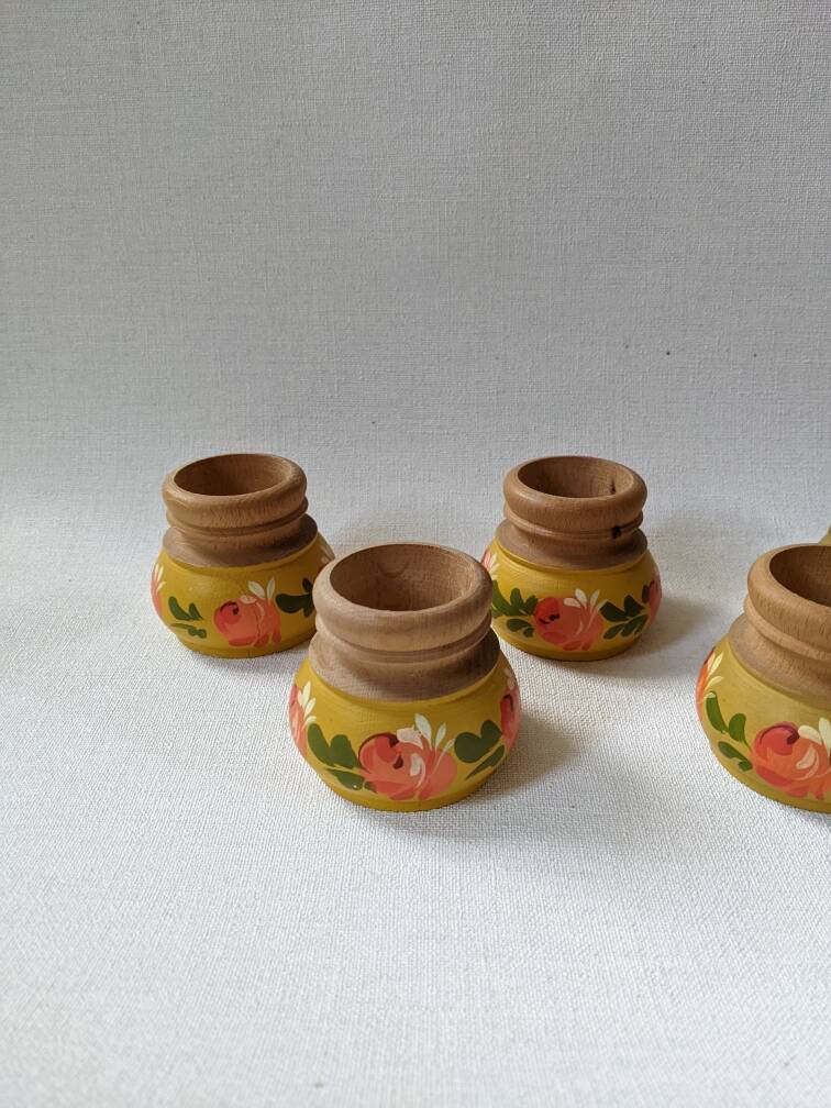 Egg cups in wood with hand-painted floral decoration, handcrafted