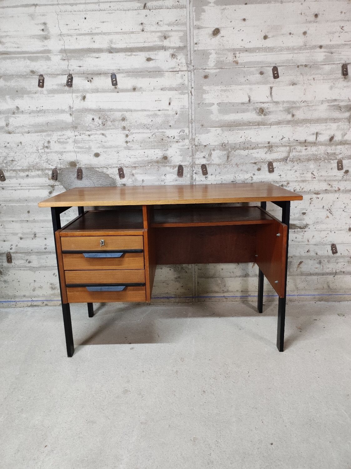 Bureau vintage