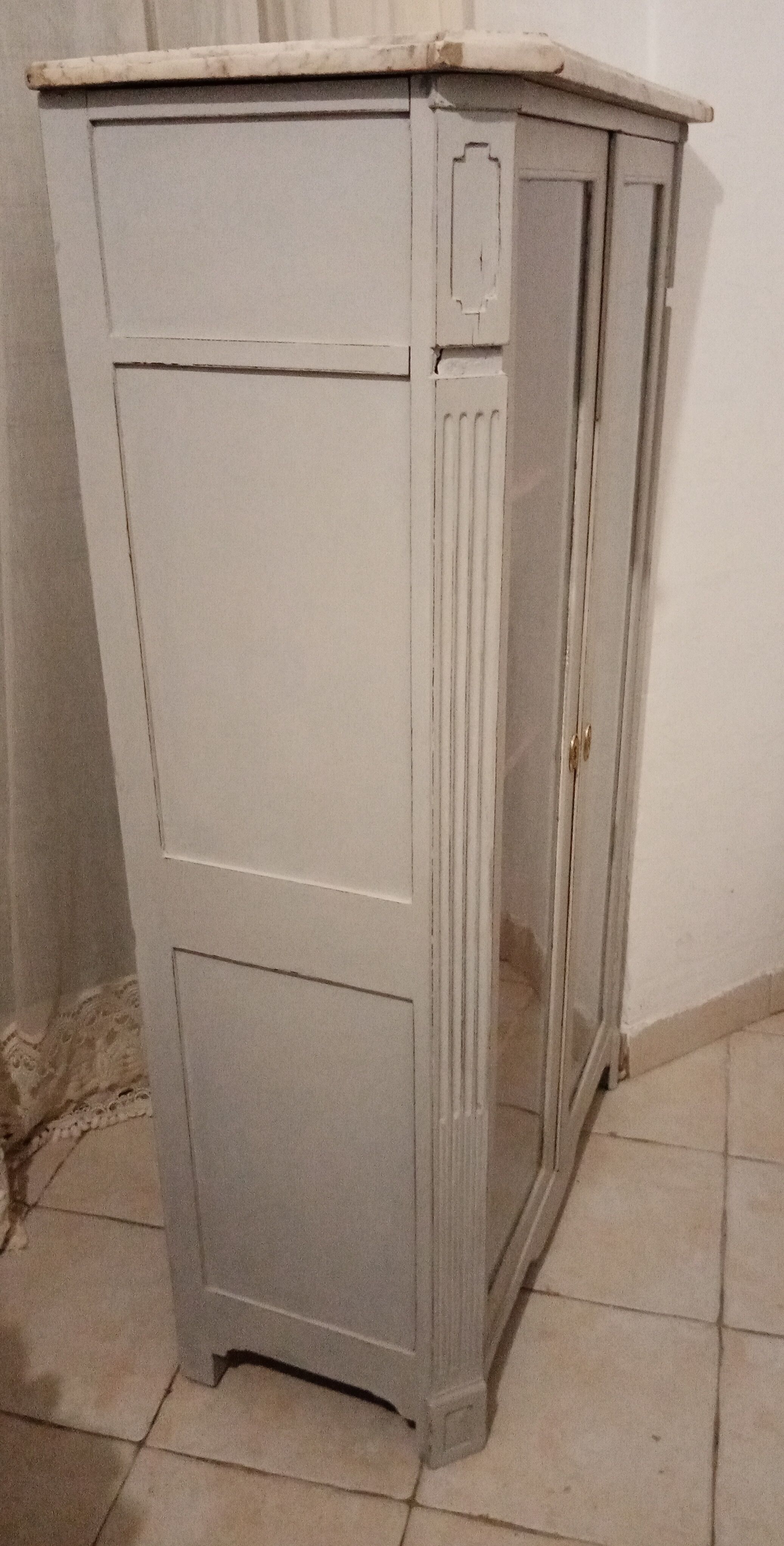 Silver library patina 2 doors on marble 147 x 81 cm