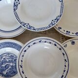 6 mismatched vintage blue and white earthenware soup plates - Set