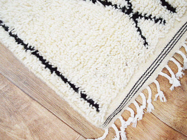 Moroccan carpet white 266x157cm