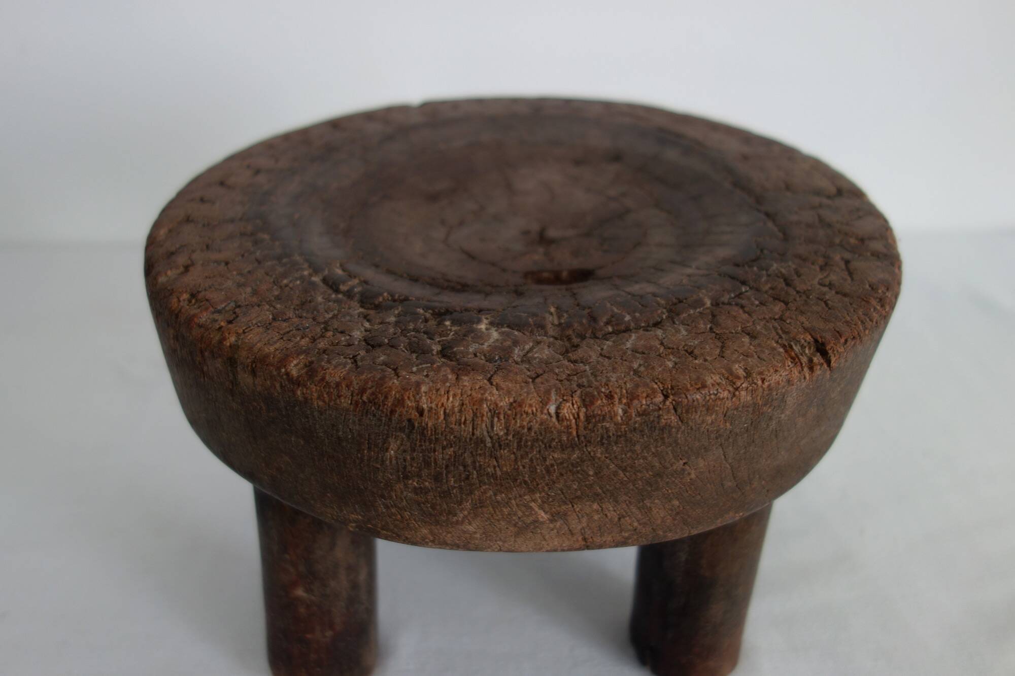 Tabouret Africain ancien en bois baoulé, Côte d'Ivoire