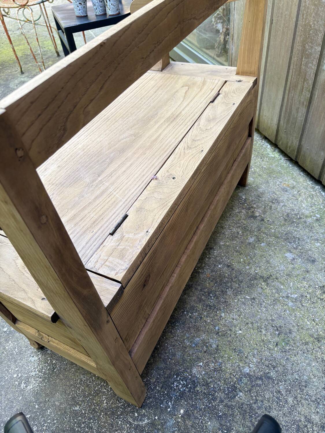 Farmhouse bench with chest in antique solid walnut