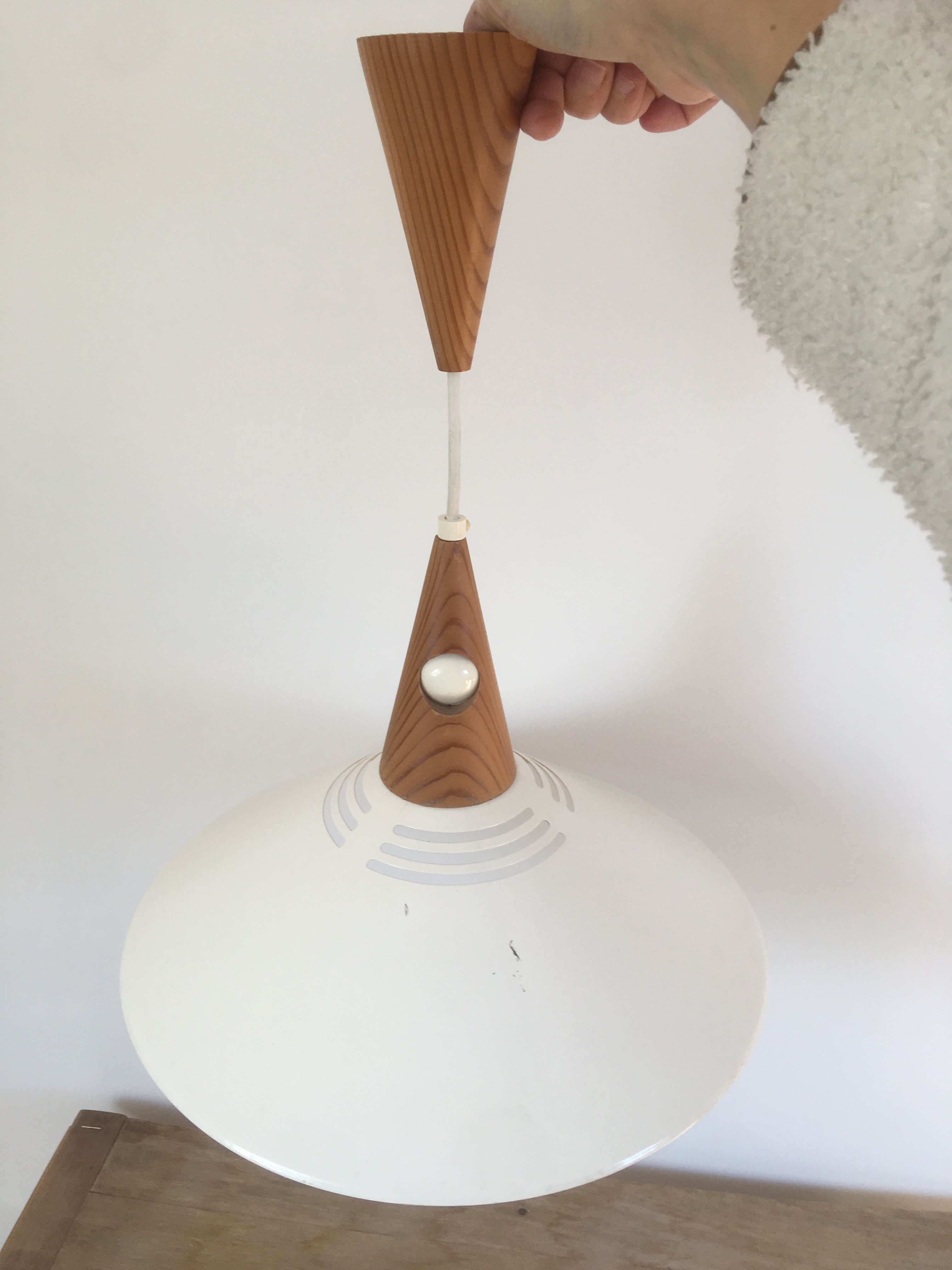 Scandinavian pendant lamp in teak and white metal 70s
