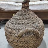 Fat dame jeanne with her braided hair