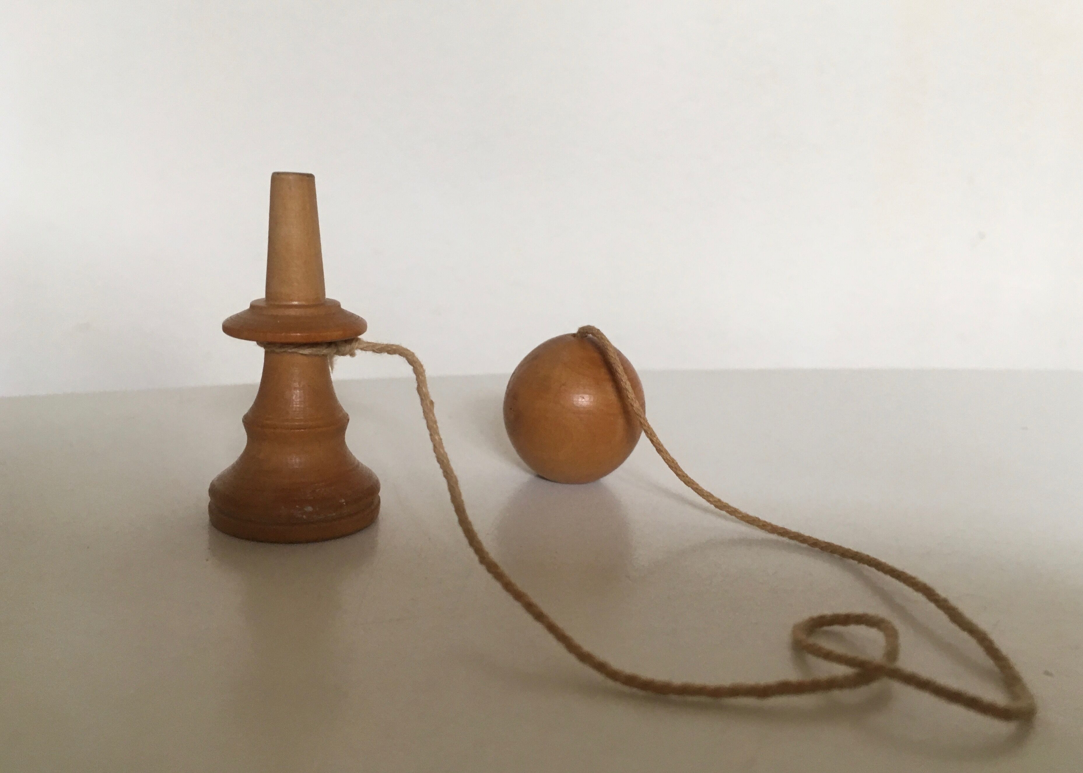Bilboquet XS in shot boxwood