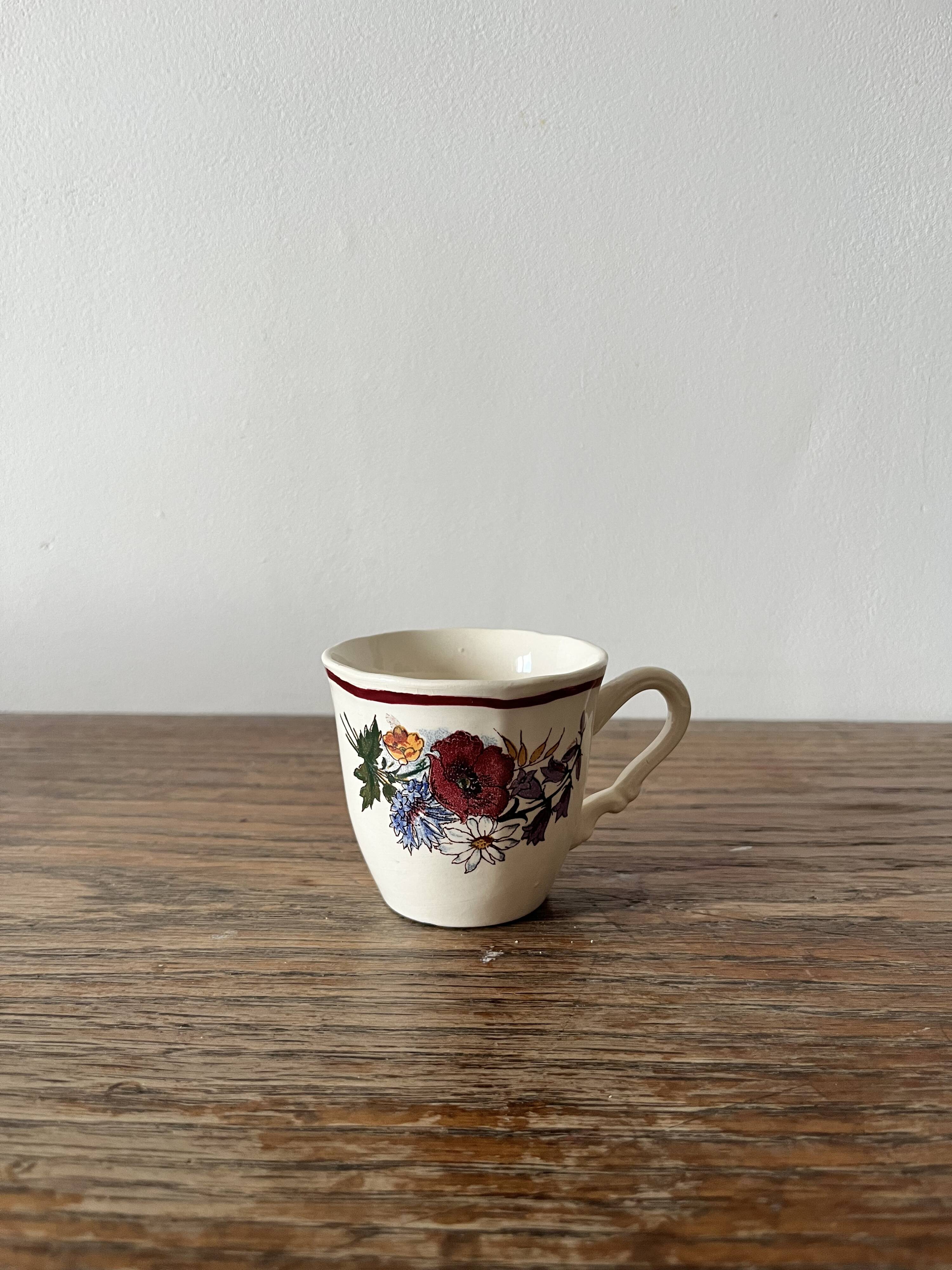 Set of 2 Sarreguemines mugs (France Agreste)