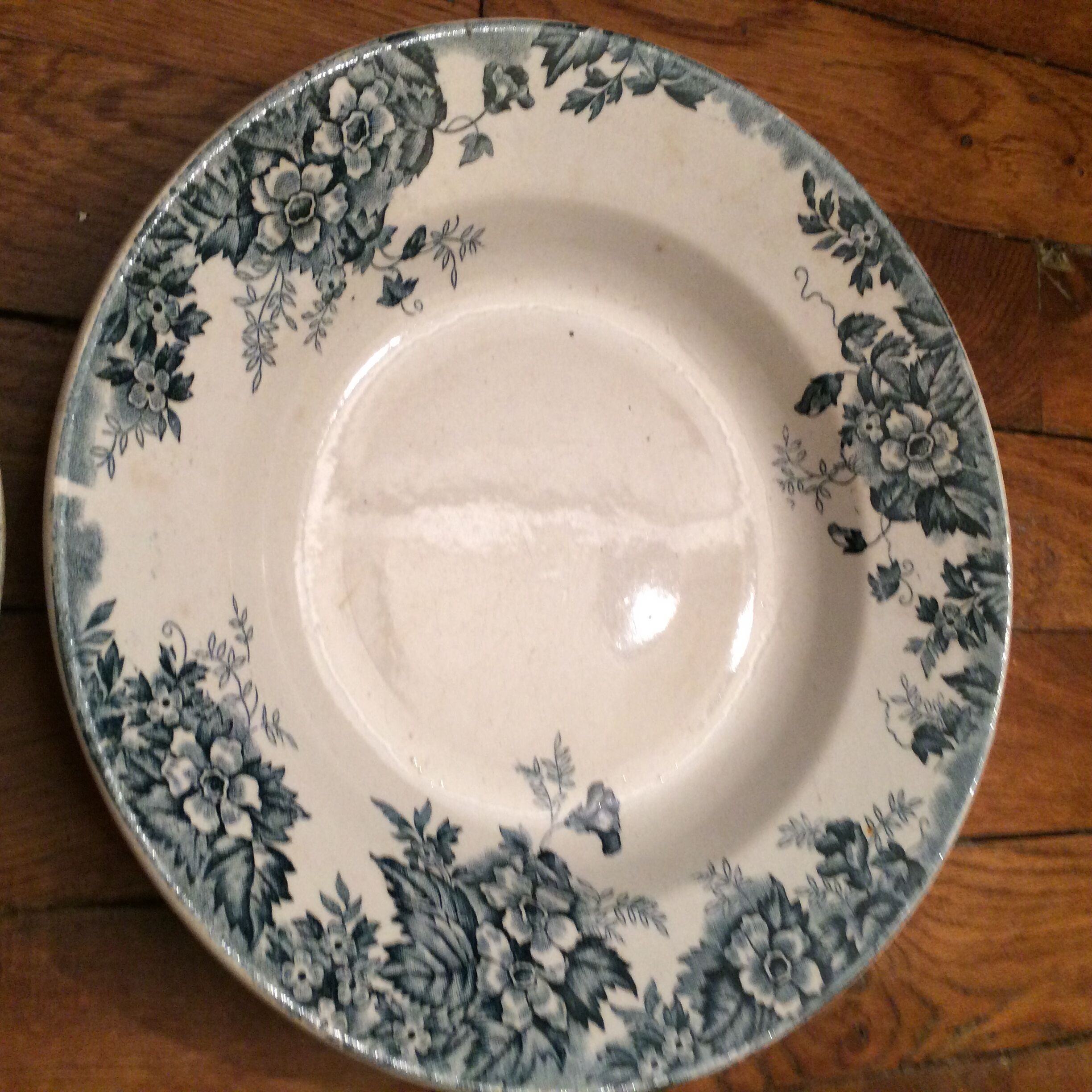 Lot of 4 Marie-Louise plates