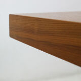 Table low 60s