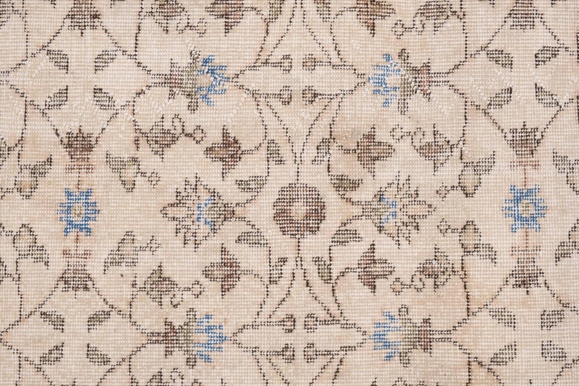 Vintage Turkish Oushak rug 212x321 cm