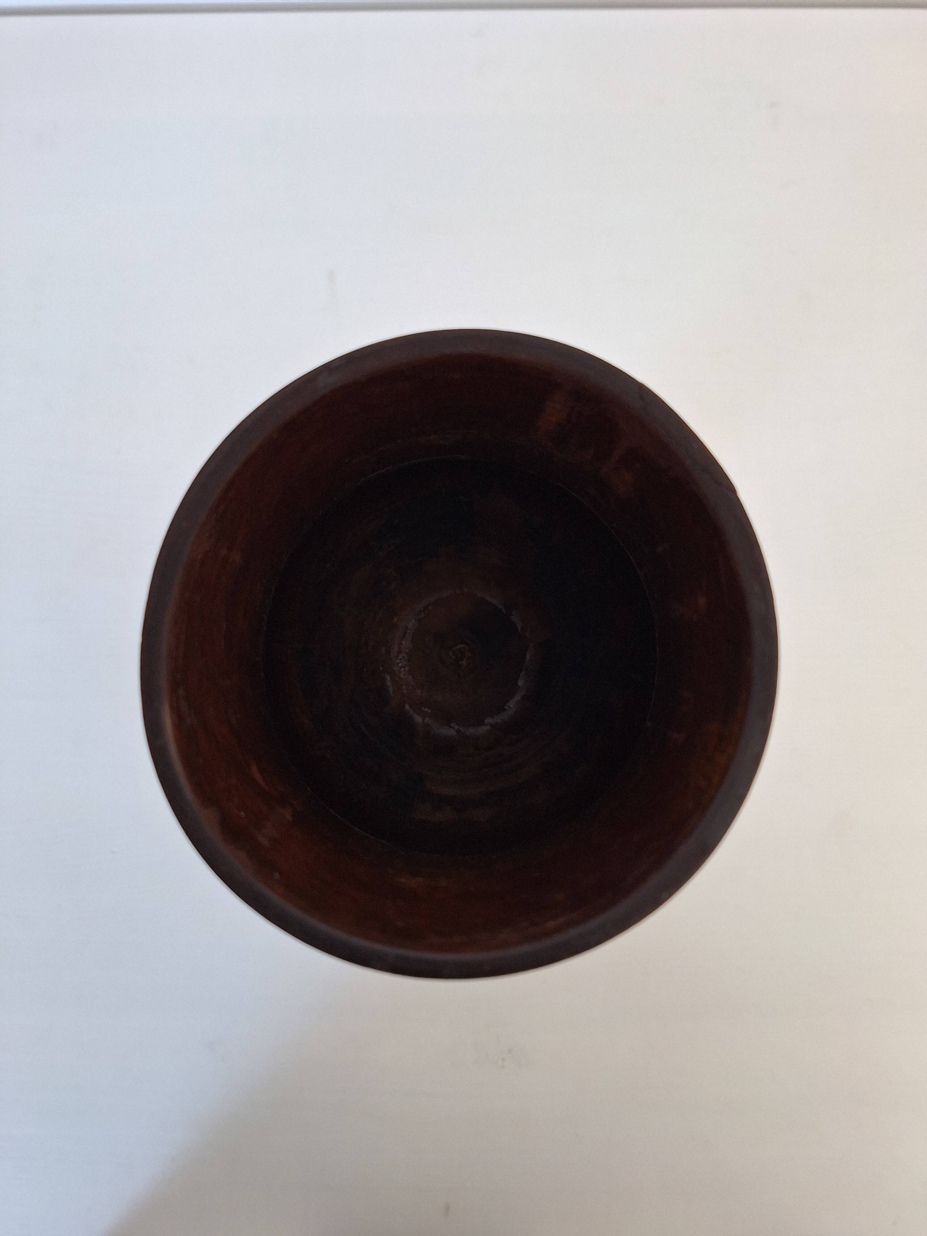 Carved wooden bowl/vase