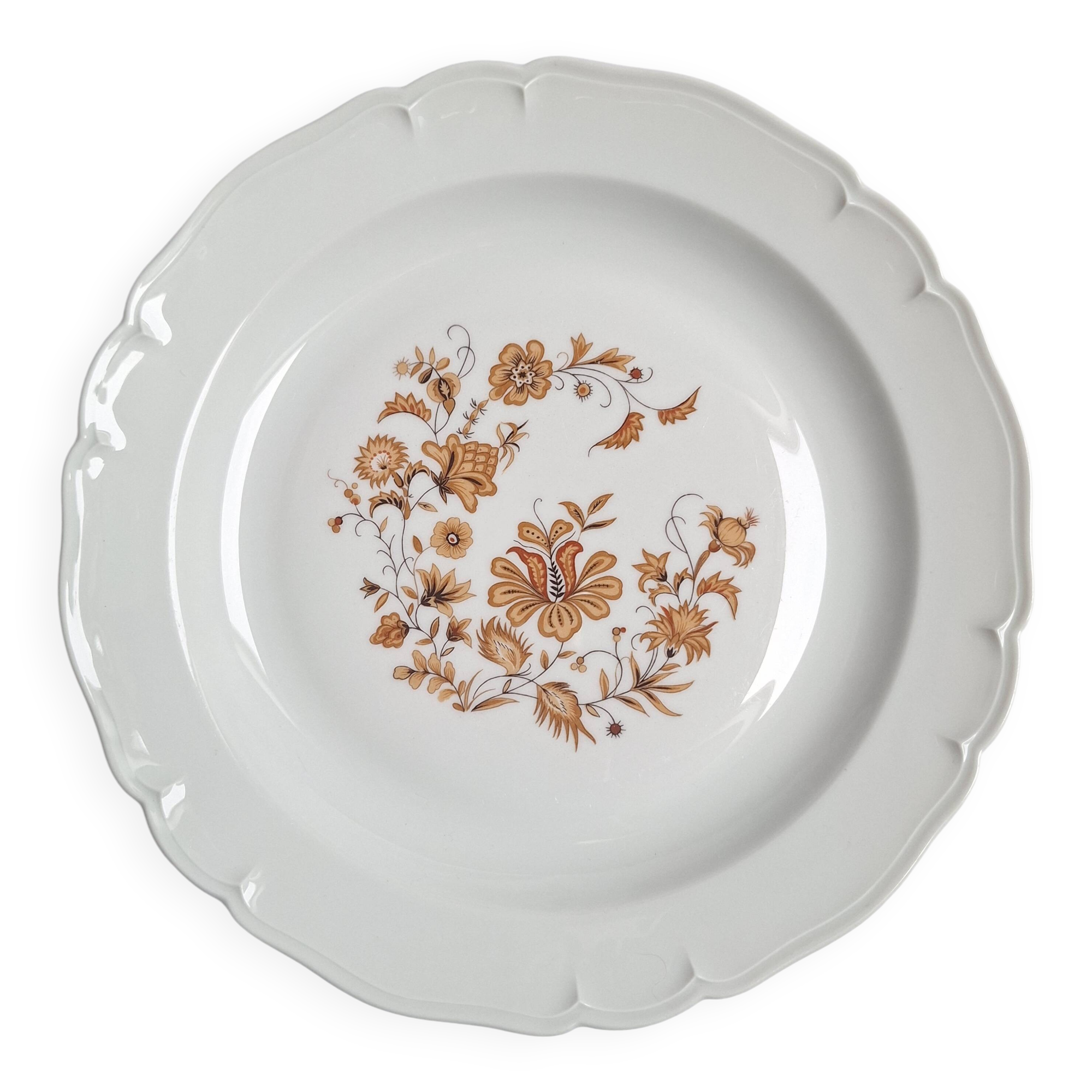 Plat en porcelaine de Limoges